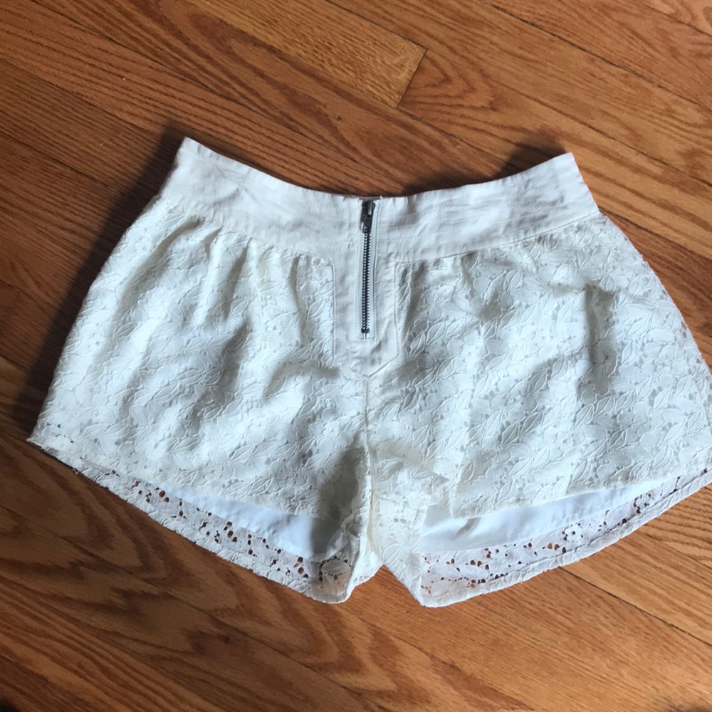 Jack by B.B. Dakota lace shorts